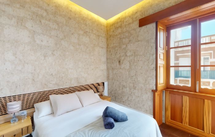 Triana Rooms EH