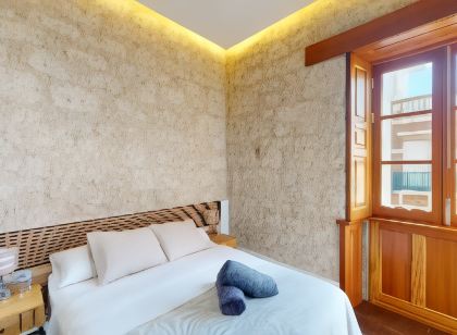 Triana Rooms EH