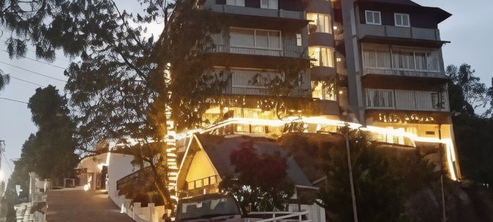 Carmel Top Resort Отели в г. Муннар