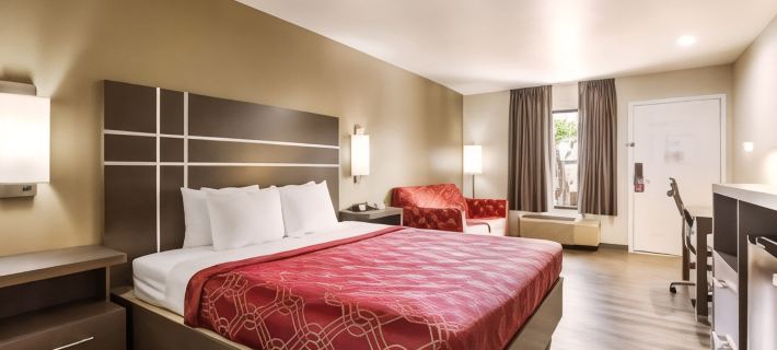 Econo Lodge Inn & Suites Hotele w: Murfreesboro