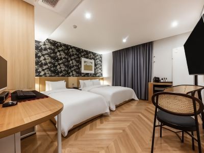 Hound Hotel songtan