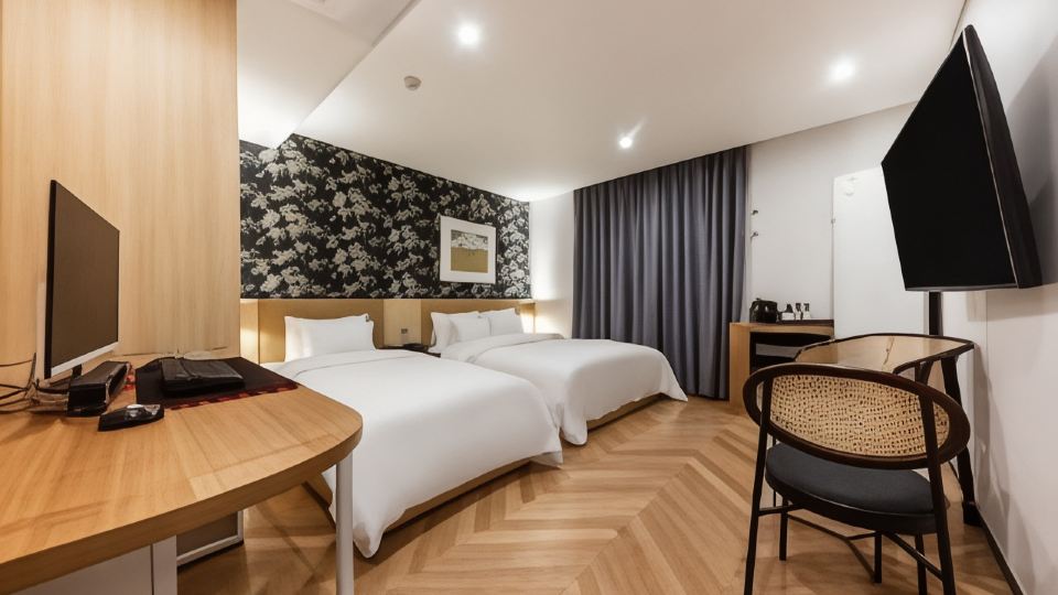 Hound Hotel songtan