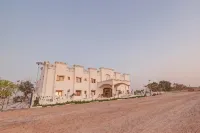 Ratna Vilas Palace - balcony