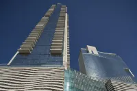 Mövenpick Hotel Jumeirah Village Triangle Hotel di Pusat Kota Burj Dubai / Business Bay