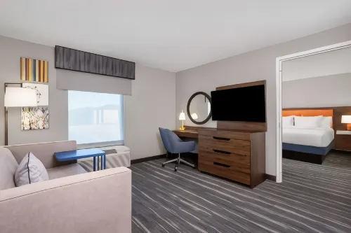 Hampton Inn & Suites Muncie