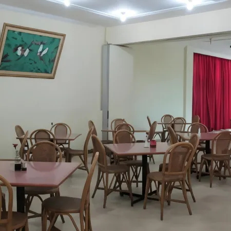 Hotel Lautze Indah