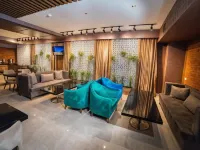 Parkway Inn Hotel & Spa Hotels near Yasamal