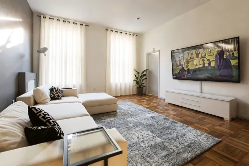 Classic NYC 4Br I Prime Location I Walk-up - Bungalows