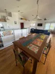 Pelican House, St Augustine, Crescent Beach.  Close to the beach & Ocean Views - 4-Star