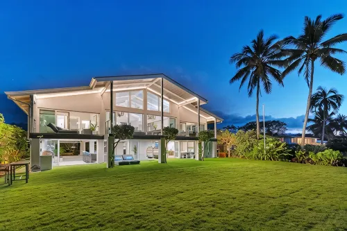 Modern Beachfront Luxury Property 4 Bed 4 Bath on Oahu’s North Shore