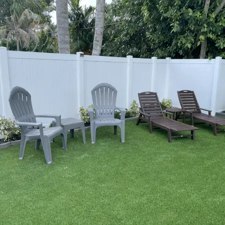 Hot Spa - Super Clean - 8 M Drive to Beach, Restaurants, Nightlife