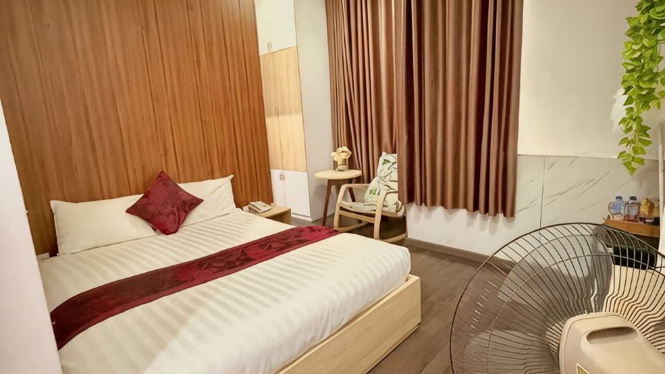 Phi Long Hotel