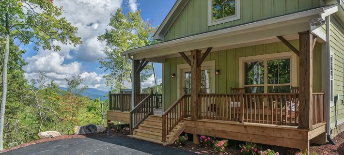 Luxury 2 Bedroom, Mountain Views, Hot Tub, Hiking 맥도웰 카운티 호텔