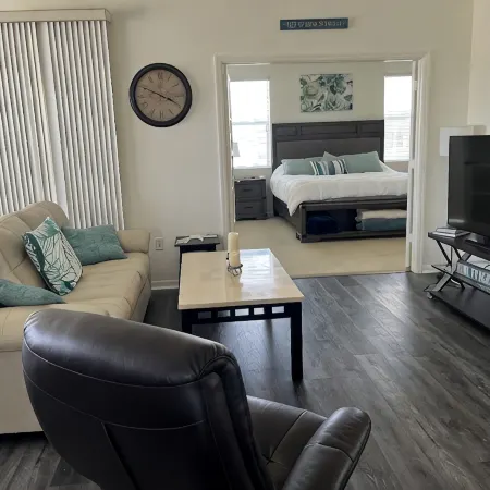 Punta Gorda Home w/ Lanai < 1 Mi to Downtown!