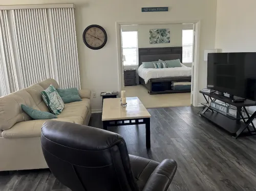 Punta Gorda Home w/ Lanai < 1 Mi to Downtown!