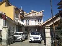Homestay Mum Bromo - parking