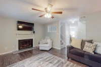 Stylish townhome, sleeps 8, pet friendly. -  Privatzimmer