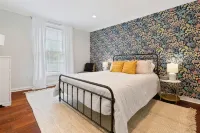 2 Br Retreat in the Heart of Historic Gordonsville -Walkable to Many Attractions - 3-Star