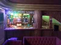 サン ビーチ ホテル - バー