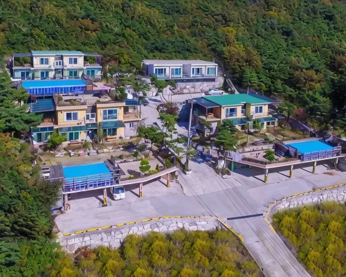 Seokmodo Haevichi Pension ボムンサテンプル周辺のホテル