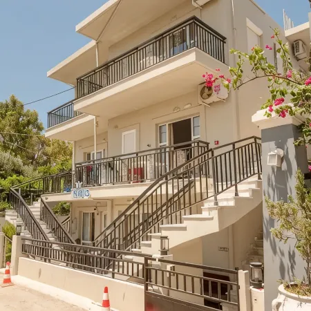 Niriis Hotel