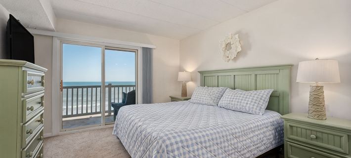 Stunning Top-Floor Oceanfront Condo! Pools & New Step in Shower and More! Hotels in Nags Head