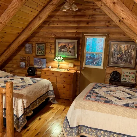 Log Cabin next to the Mississippi River