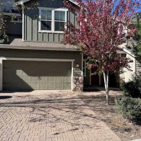 Charming and recently upgraded  3-bedroom townhome with AC in Flagstaff.
