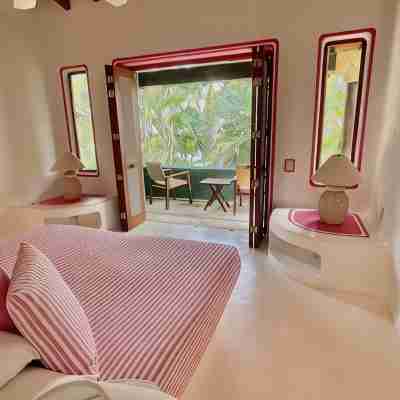 Exclusive Villa with Private Beach and Beautiful Views to the Pacific Ocean Rooms