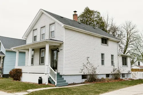 Eclectic Spacious 3 BR Home Near Lake MI w/ Fire Pit - 3 星級