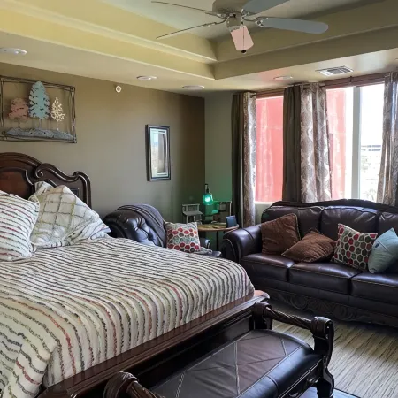 Your Riverfront Relaxing Vacation Home