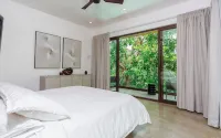 4Br/3.5BA AC Villa, 200m from Beach with Amazing Private Pool, Garden & Parking - Villas