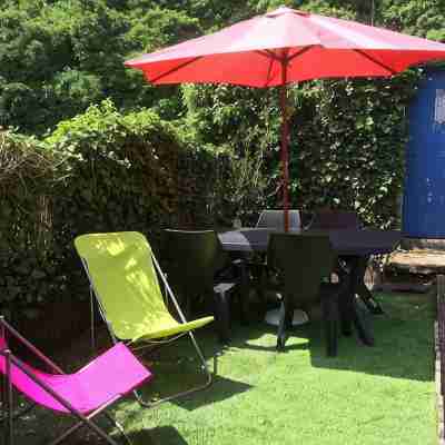 Fisherman's cottage , parking possible, 80 m from the sea, garden, 5 per, wifi Hotel Exterior