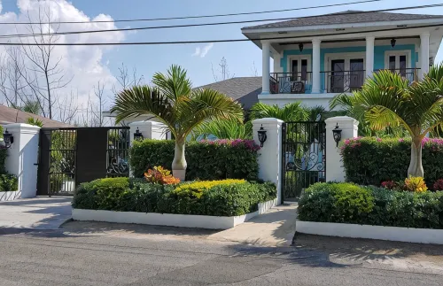 Oceanview Luxury Villa - Private Pool, AC & Wi-Fi, 5 Min Drive to Beach