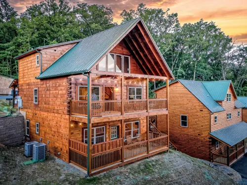 Downtown Spacious Wooden Cabin Location View Peace - Chalets
