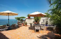 Casa Perezoso above Playa Los Muertos - Great Central Location
