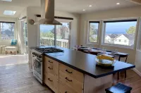 Elegant but practical retreat to maximize your enjoyment in beautiful HMB - 3-Star
