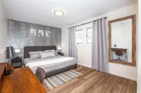 Grand Retreat/5 Bedrooms/Game Room - Wifi