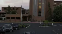 DoubleTree by Hilton Helena Downtown - Parking