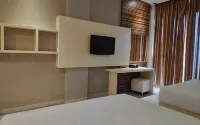 Emerald Hotel Pangandaran - parking