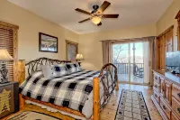 Sky's the Limit -Mountain View, Golf Course, Waterfalls, Game Room. Sleeps 14 - con vistas a la montaña