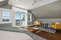 Amazing harbor/ocean views of Pepperrell Cove