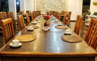 Puri Saron Senggigi Hotel - breakfast