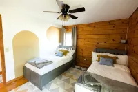 A Frame Cabin Near Multiple Lakes- Coffee Bar- King Bed- Arcade - 4-Star