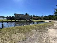 Knot One- Balcony View of ICW- Dog Friendly! - Wifi