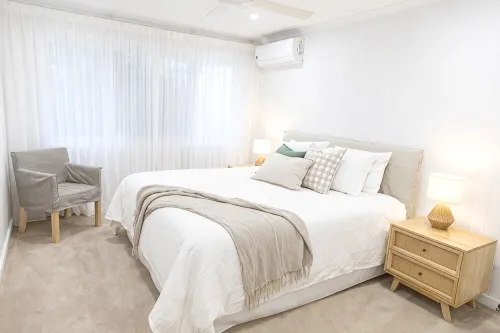 2 Bed apartment opposite the beach - 무료 와이파이