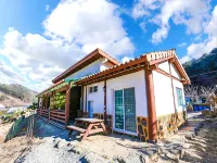 Pocheon Bidulginang Hwangto Pension - Pet friendly