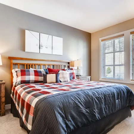 New Listing Steps from the lifts, Multiple Hot tubs/Play Pool