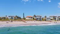 Welcome to Sandy Bridge Luxury Beachfront Home - ブティック