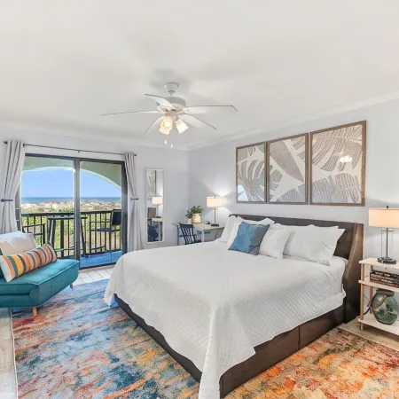 Oceanfront Luxury Townhome! Fully Renovated, Best Location! Kayak Pools & Bikes!
